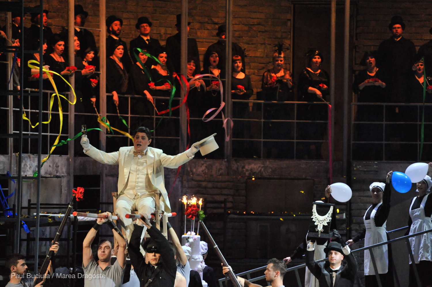 Premiera Operei Lucia di Lammermoor de Gaetano Donizetti în regia lui Andrei Șerban pe scena Operei Naționale București, cu Venera Protasova, Florin Guzga, Adrian Marcan.