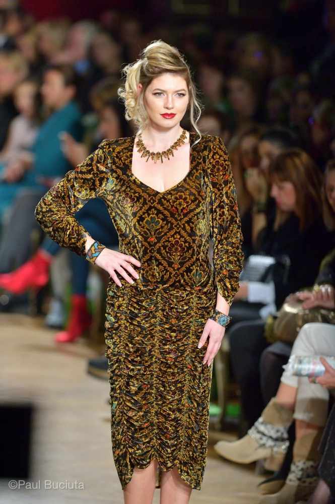 Prezentarea colectiei KUMBAYA apartinand creatoarei Liza Panait.