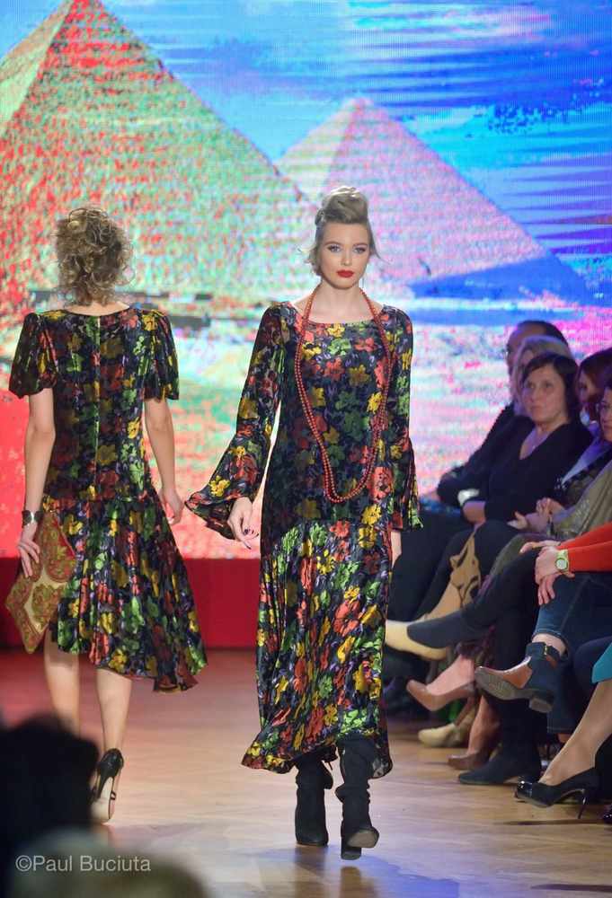 Prezentarea colectiei KUMBAYA apartinand creatoarei Liza Panait.