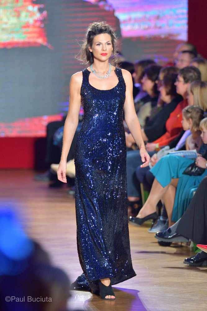 Prezentarea colectiei KUMBAYA apartinand creatoarei Liza Panait.